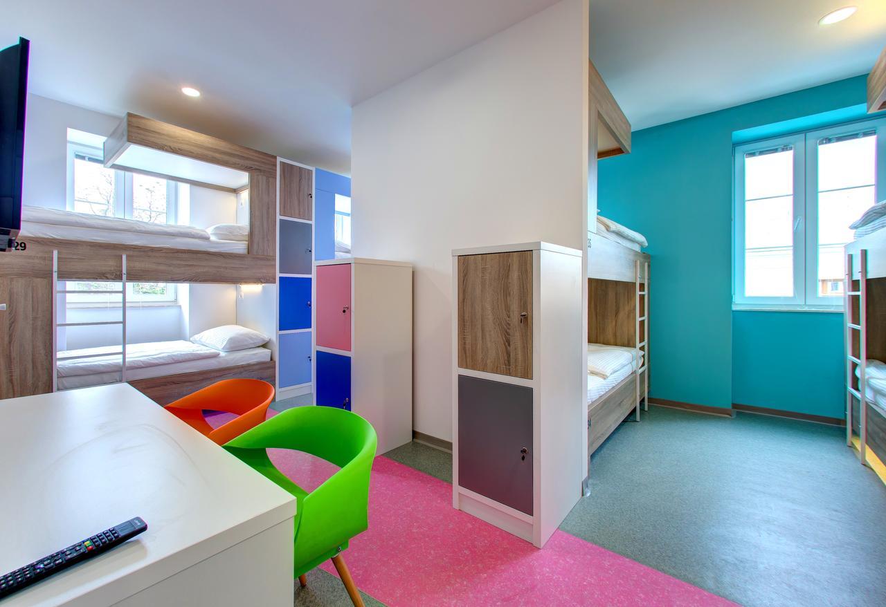 Starmo Hostel Мостар Екстериор снимка