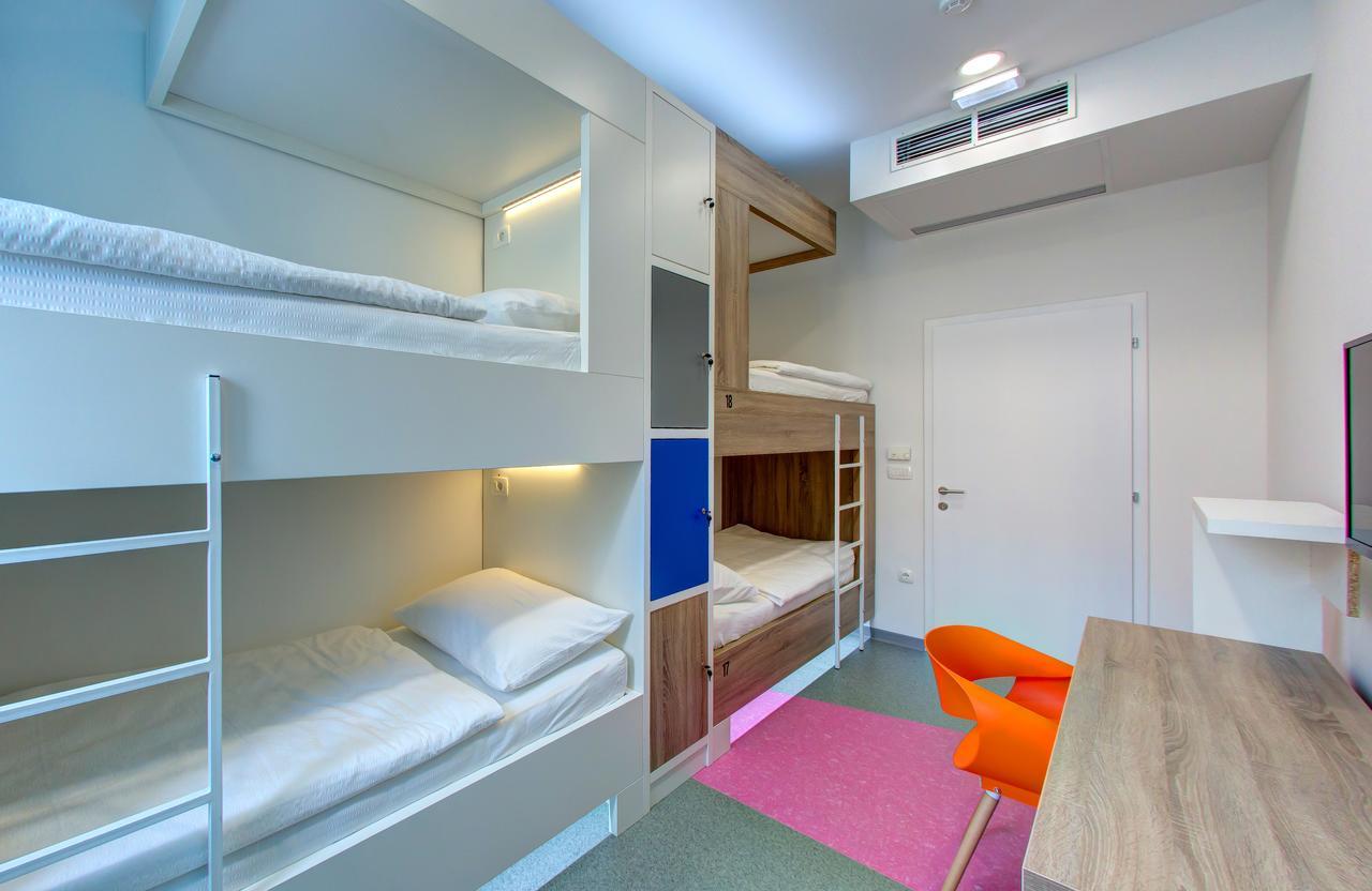 Starmo Hostel Мостар Екстериор снимка