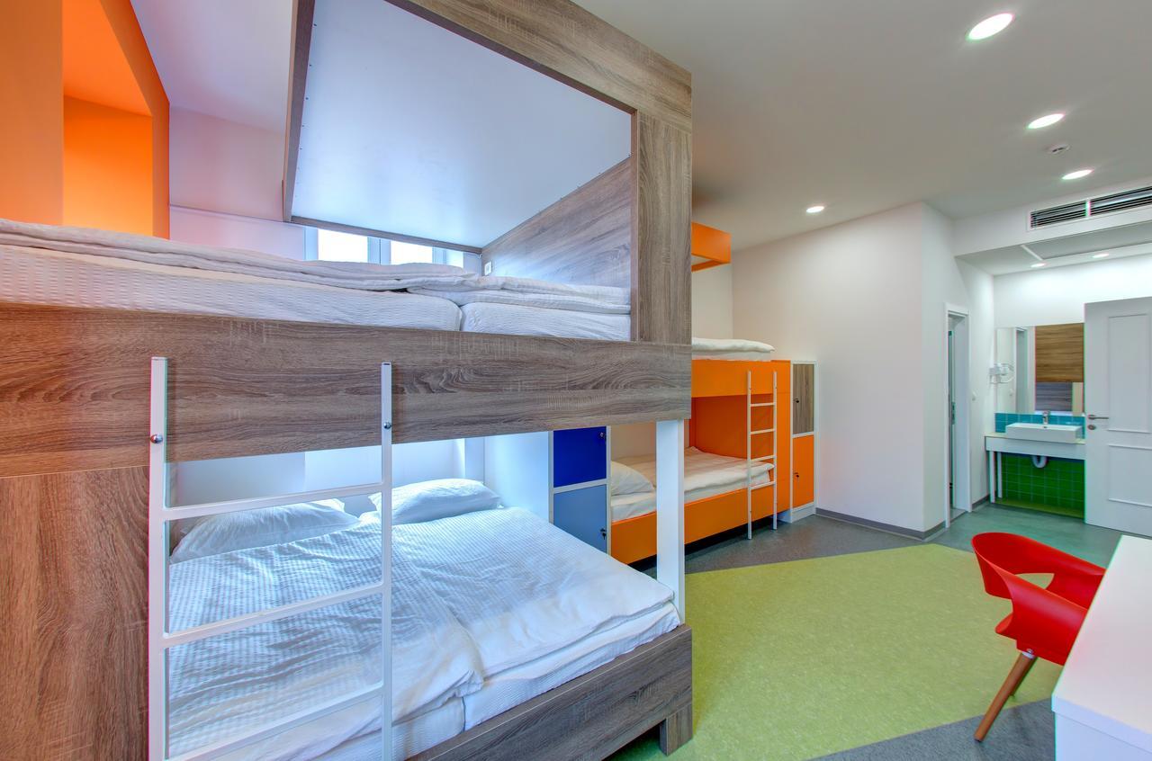 Starmo Hostel Мостар Екстериор снимка